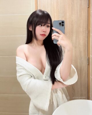 alicejungxx 1731063580 3496737213670985968 20293759223