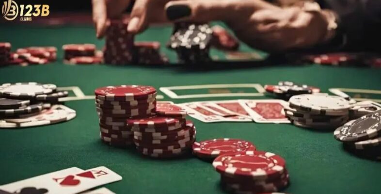 Poker 123B Có Gì Đặc Biệt? Sự Khác Biệt So Với Poker Truyền Thống