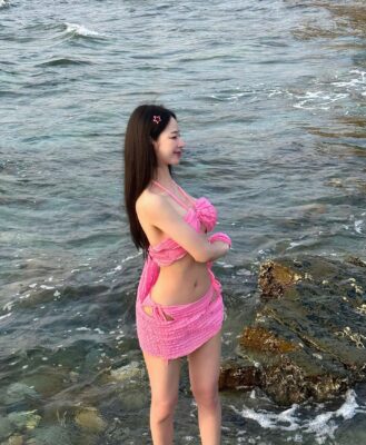 uyen.nii 1686277570 3121044928533752975 4921062820