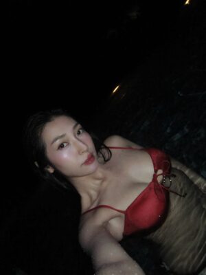 GyuodxWWQAA 8Qw