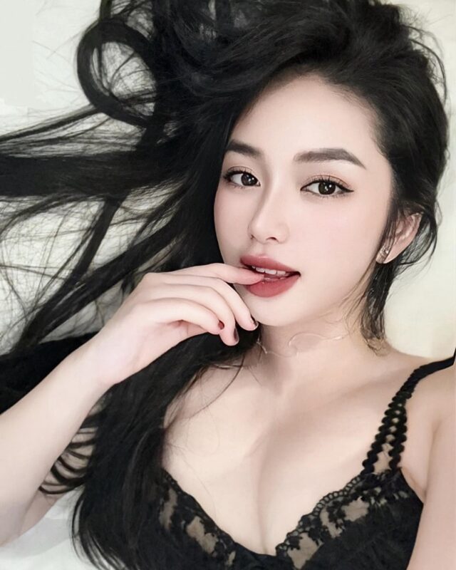 Hotgirl Kiều Tiên Đỗ Chính Là ‘quả Bom Sexy’ Của MXH
